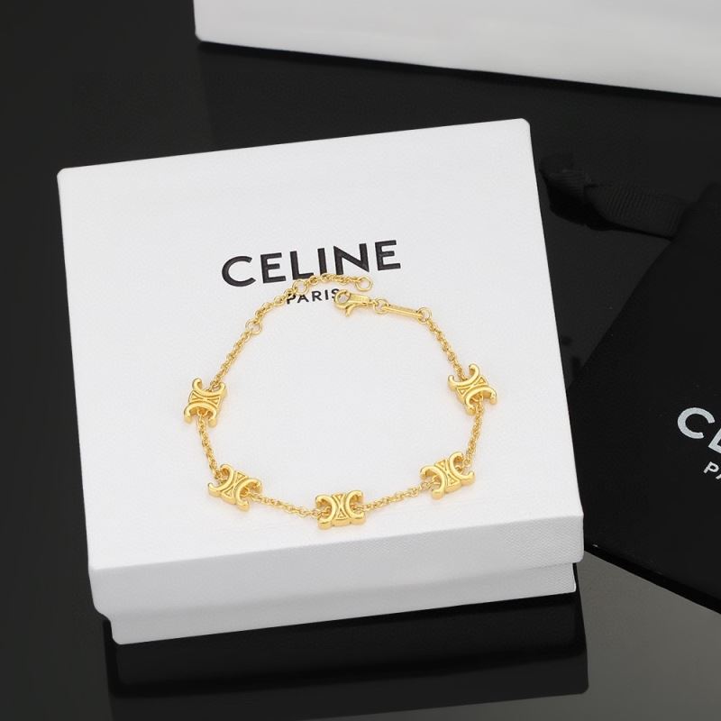 Ce1i*e necklaces